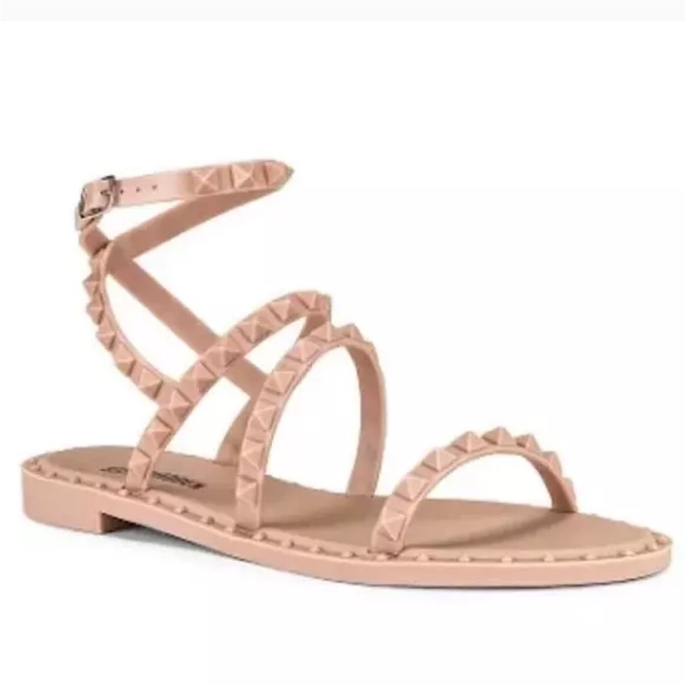 STEVE MADDEN Travel-J
strappy studded blush nude color Sandal women’s size 6